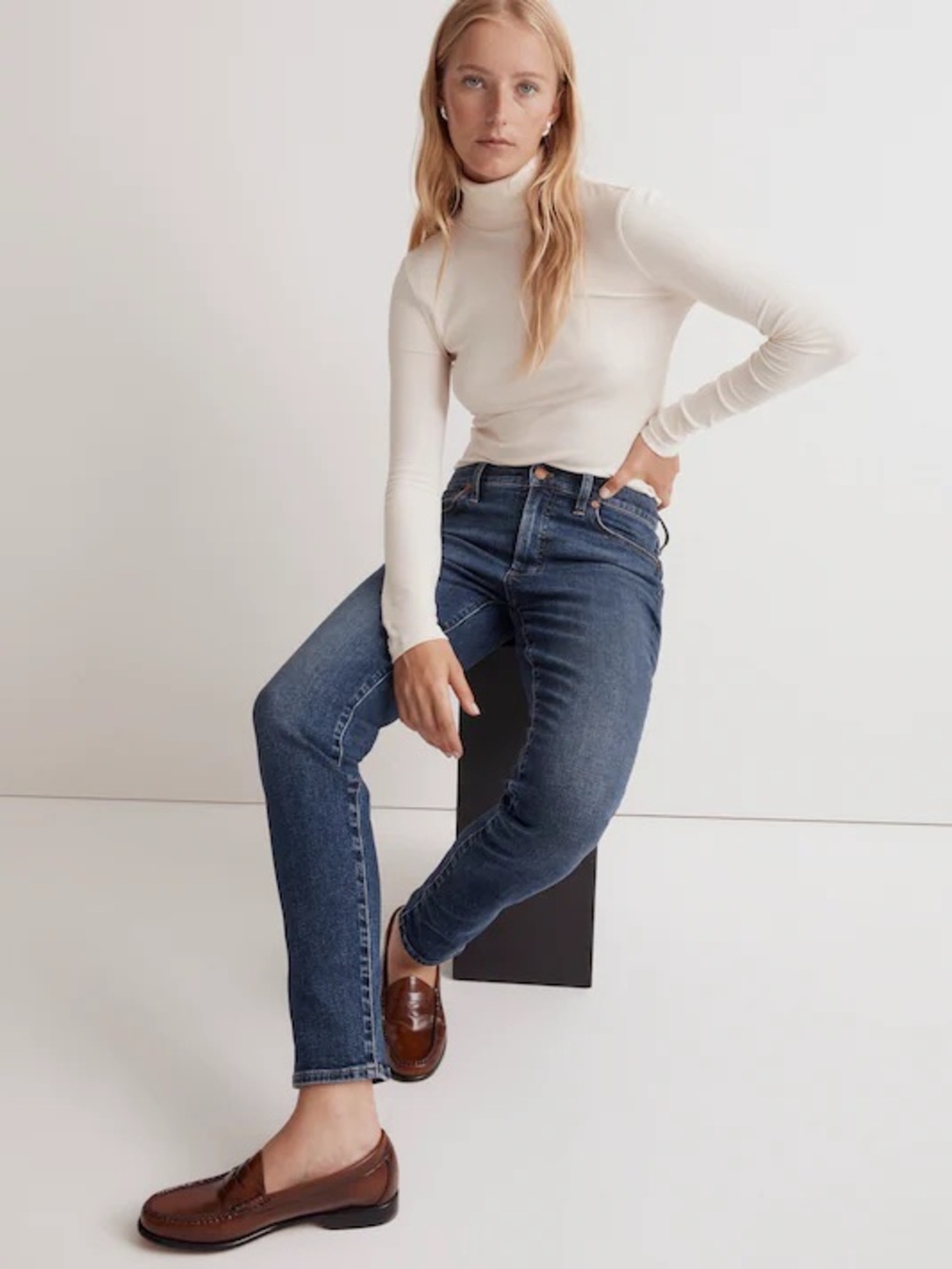 Madewell The Mid-Rise Perfect Vintage Jeans in Deming Wash Size 25 EUC